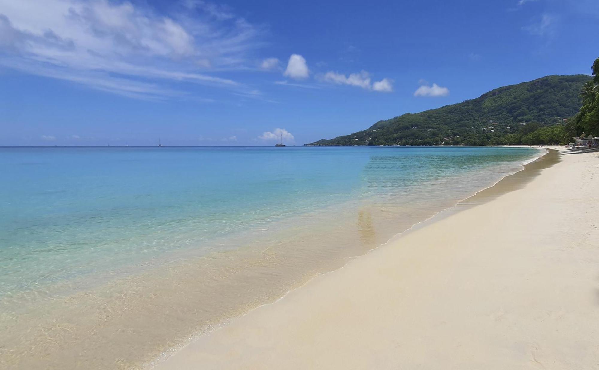 Las Brisas Villa - Chateau Elysium Beau Vallon  Exterior photo